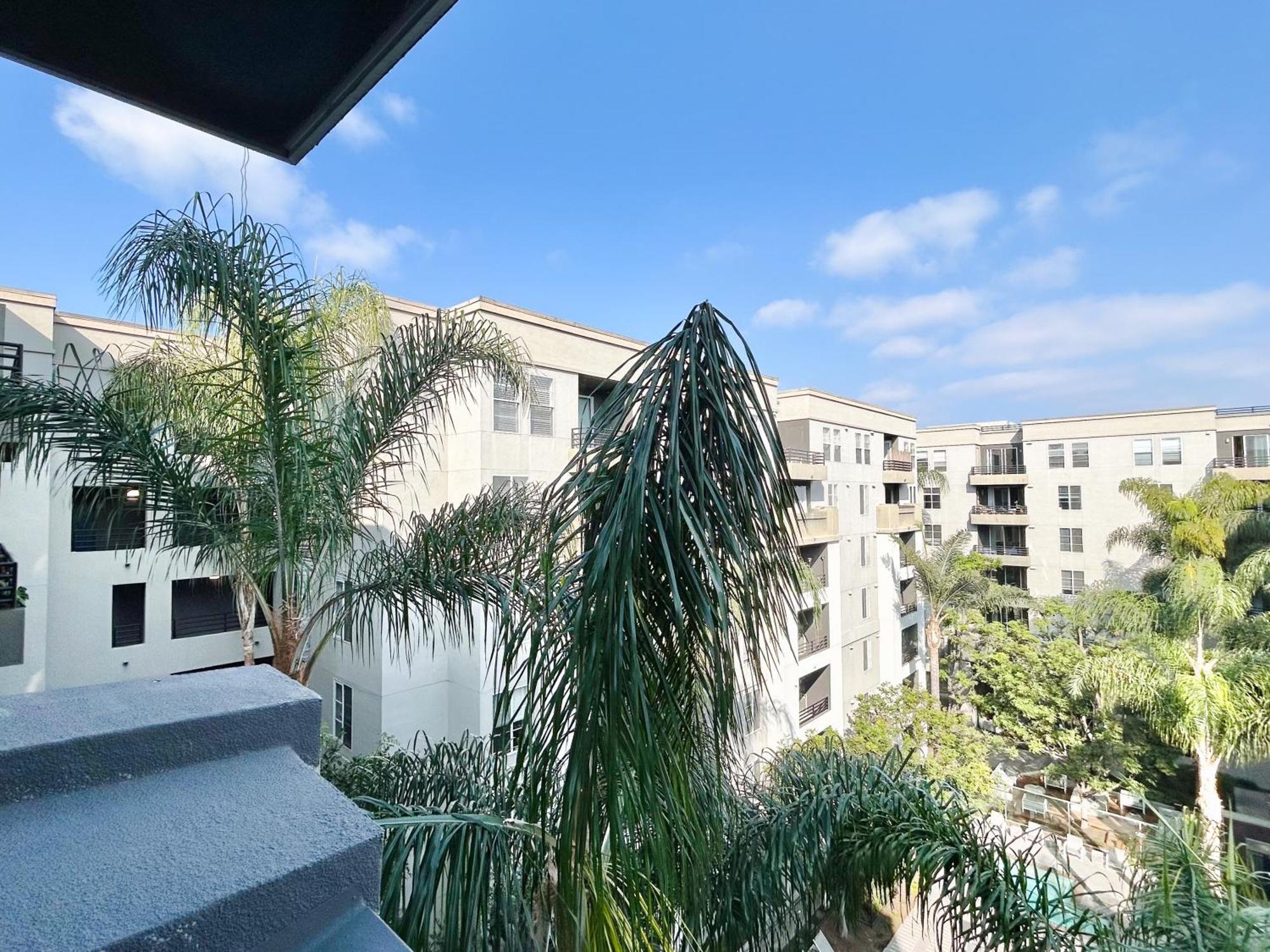 2Bd 2Ba Santa Monica Apartment With Relaxing Pool View لوس أنجلوس المظهر الخارجي الصورة